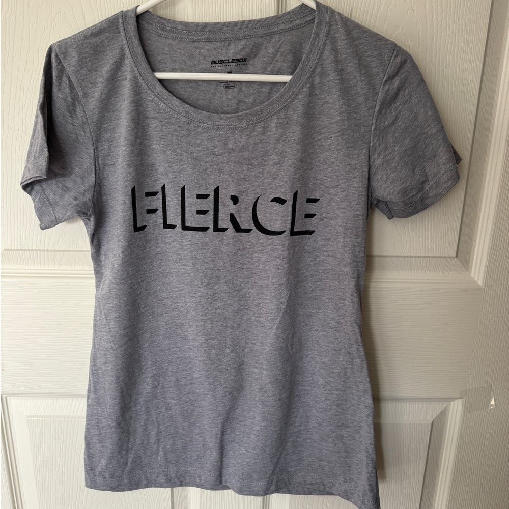 MUSCLEBOX “Fierce” Tee-Shirt NWOT Size L
